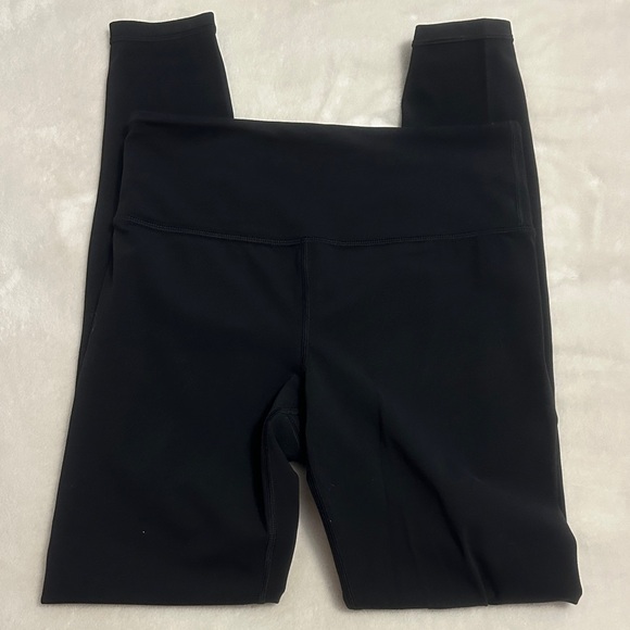 Athleta Ultra High Rise Elation tight - Picture 3 of 4